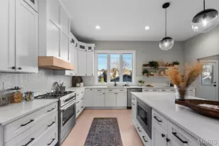 4731 Westminster Pl, Saint Louis, MO 63108 - Photo 15