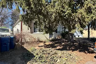 6255 Hancock Ave, Berkeley, MO 63134 - Photo 11