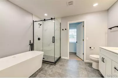 114 Lea Meadows Drive, Ballwin, MO 63011 - Photo 41