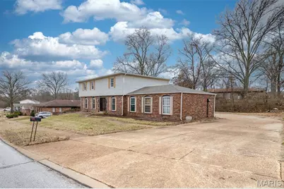 114 Lea Meadows Drive, Ballwin, MO 63011 - Photo 65