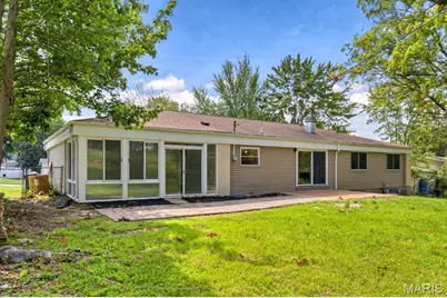 815 Ariege Drive, Creve Coeur, MO 63141 - Photo 39