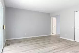 815 Ariege Dr, Creve Coeur, MO 63141 - Photo 17