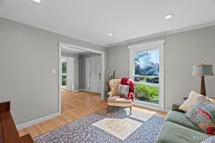 723 Wayfield Dr, Saint Louis, MO 63132 - Photo 9