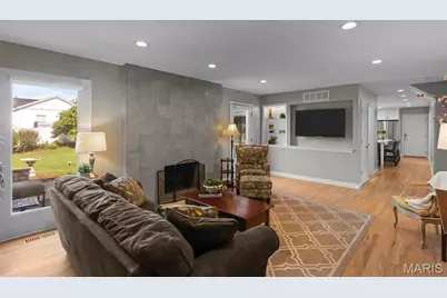 723 Wayfield Drive, Saint Louis, MO 63132 - Photo 17
