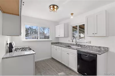 313 Saint Lawrence Drive, Ballwin, MO 63021 - Photo 7