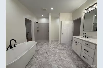 11392 Green Acres Trail, Hannibal, MO 63401 - Photo 15