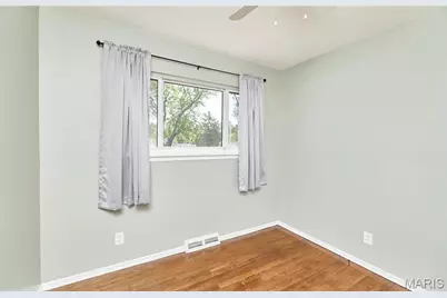 18 White Drive, Saint Louis, MO 63135 - Photo 29