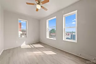 318 Broadway St, Elsberry, MO 63343 - Photo 27