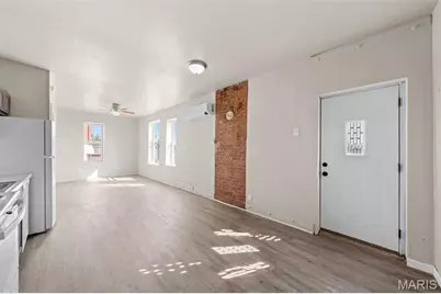 318 Broadway Street, Elsberry, MO 63343 - Photo 21