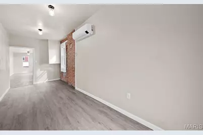 318 Broadway Street, Elsberry, MO 63343 - Photo 13