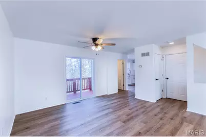 8233 Swarthmore Court, University City, MO 63130 - Photo 7