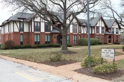 927 Claytonbrook Drive #3, Ballwin, MO 63011 - Photo 23