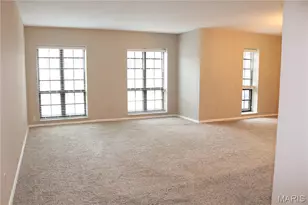 927 Claytonbrook Dr, Ballwin, MO 63011 - Photo 5