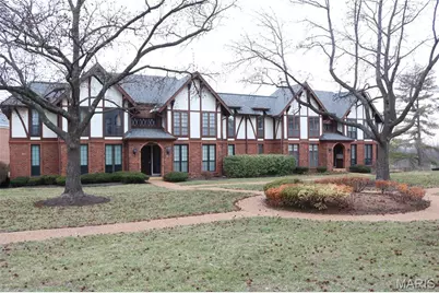 927 Claytonbrook Drive #3, Ballwin, MO 63011 - Photo 1