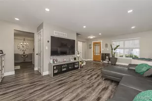 1208 Flintshire Ln, Lake Saint Louis, MO 63367 - Photo 7