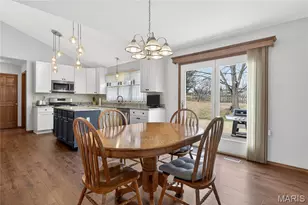 3009 Quail Run Ln, Saint Charles, MO 63303 - Photo 11