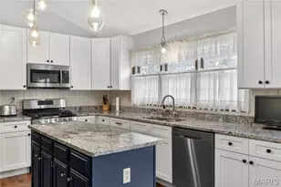 3009 Quail Run Ln, Saint Charles, MO 63303 - Photo 15