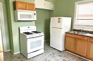 4159 Schiller Pl, Saint Louis, MO 63116 - Photo 9