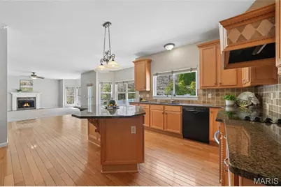 761 Southern Hills Drive, Eureka, MO 63025 - Photo 5