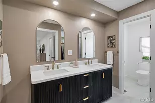 4662 Britcastle Dr, Unincorporated, MO 63128 - Photo 33