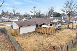 12509 Larkwood Dr, Unincorporated, MO 63146 - Photo 41