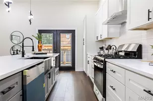 4209 Norfolk Ave, Saint Louis, MO 63110 - Photo 11