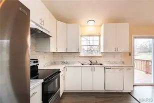 1001 Parc Central Dr, Festus, MO 63028 - Photo 15