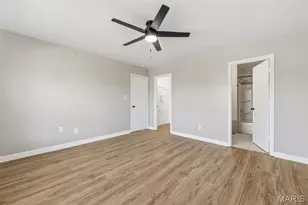 125 Town Square Ct, Eureka, MO 63025 - Photo 17