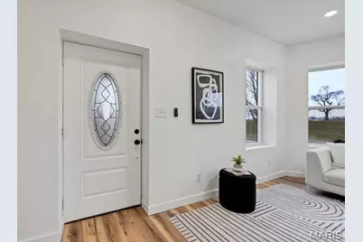 2 Lawn Place, Saint Louis, MO 63110 - Photo 3