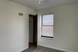 6963 Chippewa St, Saint Louis, MO 63109 - Photo 13