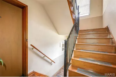 6963 Chippewa Street, Saint Louis, MO 63109 - Photo 3