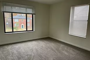 6963 Chippewa St, Saint Louis, MO 63109 - Photo 5