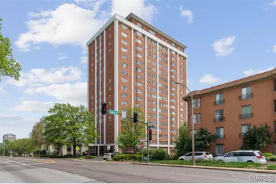 710 S Hanley Road #7B, Saint Louis, MO 63105 - Photo 1