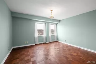 710 S Hanley Rd, Saint Louis, MO 63105 - Photo 15
