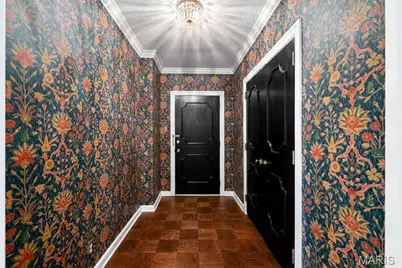 710 S Hanley Road #7B, Saint Louis, MO 63105 - Photo 5