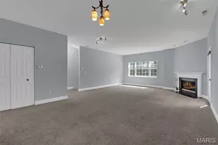 10919 Vauxhall Dr, Saint Louis, MO 63146 - Photo 5