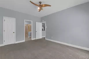 10919 Vauxhall Dr, Saint Louis, MO 63146 - Photo 11