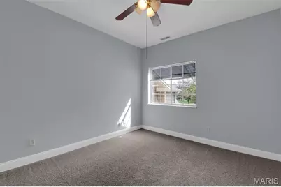10919 Vauxhall Drive, Saint Louis, MO 63146 - Photo 15