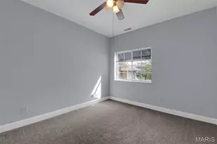 10919 Vauxhall Dr, Saint Louis, MO 63146 - Photo 15