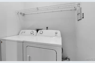 10919 Vauxhall Drive, Saint Louis, MO 63146 - Photo 19