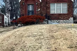 6351 Garesche Ave, Jennings, MO 63136 - Photo 1