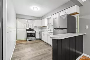 9221 Shadydale Dr, Saint Louis, MO 63136 - Photo 17