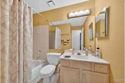 11318 Taylor Pines Drive, Maryland Heights, MO 63043 - Photo 27