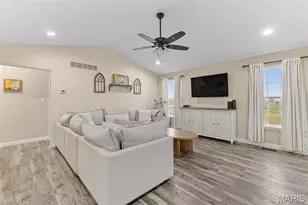 89 Trophy Dr, Farmington, MO 63640 - Photo 5