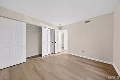 19 Berview Circle #H, Saint Louis, MO 63129 - Photo 13