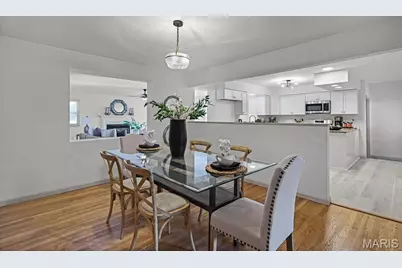 660 Herbst Drive, Florissant, MO 63031 - Photo 7