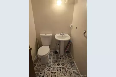 2716 Sullivan Avenue, Saint Louis, MO 63107 - Photo 9