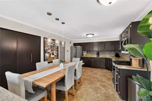 1325 Yale Ave, Richmond Heights, MO 63117 - Photo 17