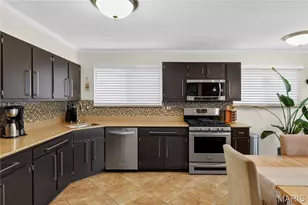 1325 Yale Ave, Richmond Heights, MO 63117 - Photo 13