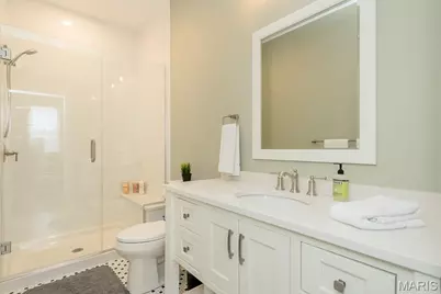 2016 S 12th Street, Saint Louis, MO 63104 - Photo 23